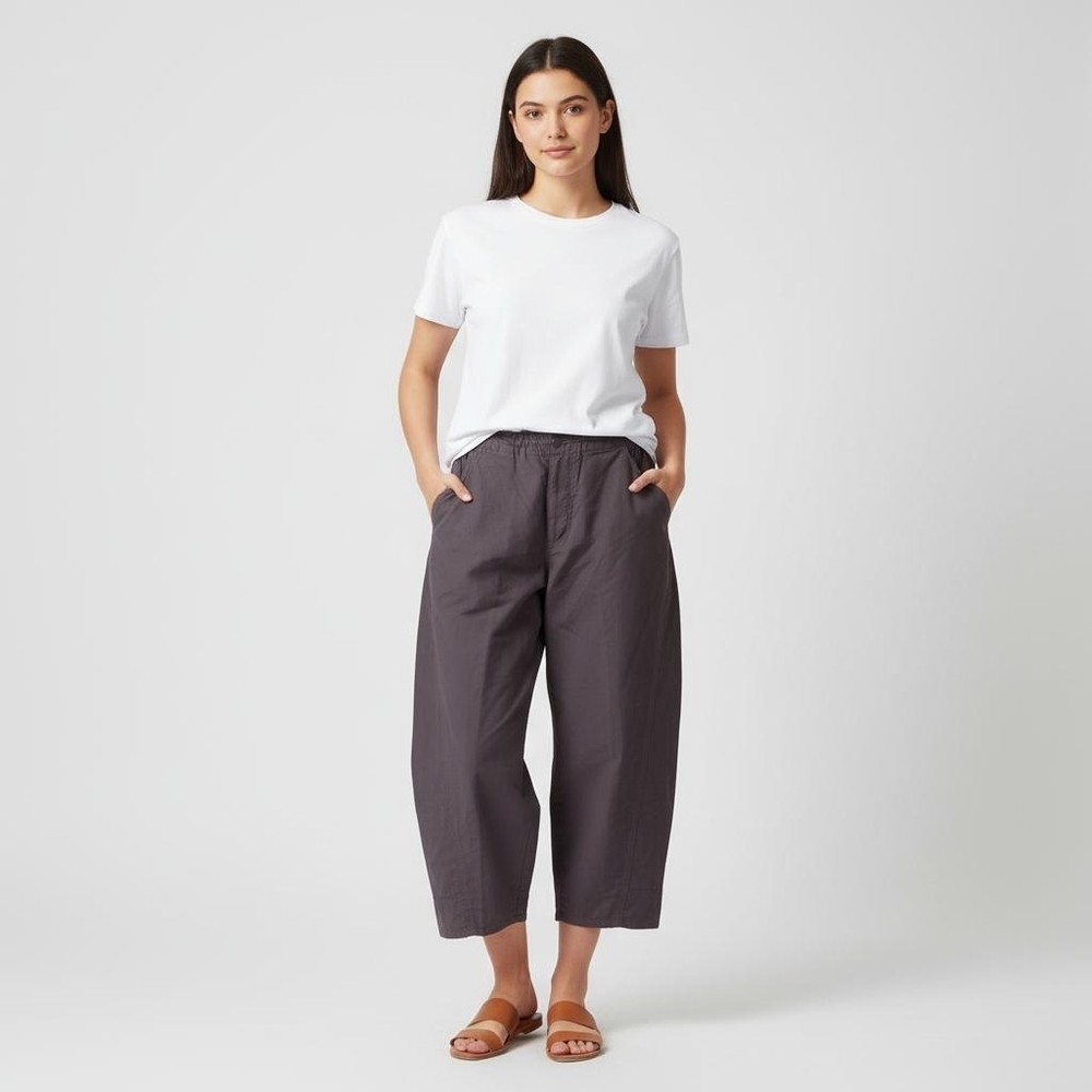 Columbia Sportswear Vintage Arc Cape Capri Pants Size Medium